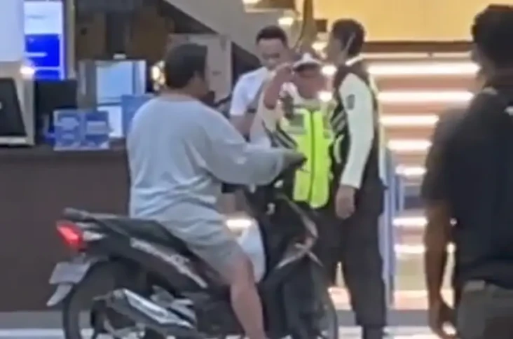 Viral Pemotor Mabuk...