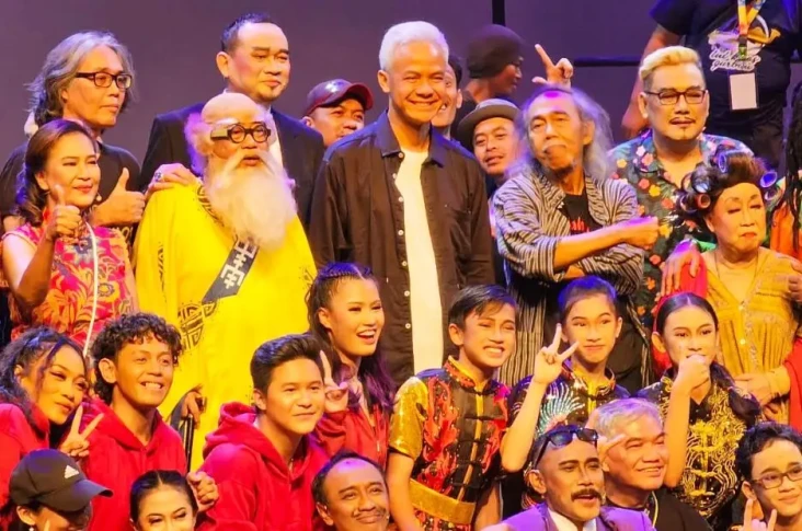 Nonton Pentas Indonesia...