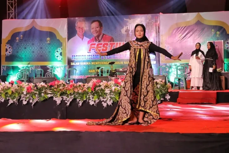 Lestarikan Budaya Islam,...