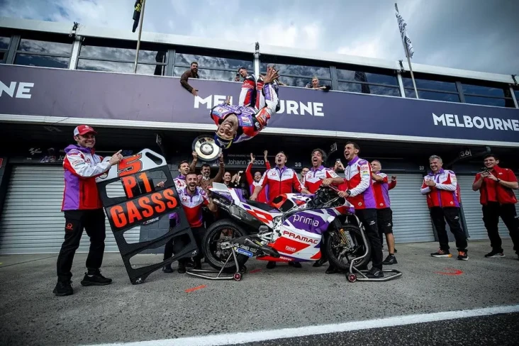 Johann Zarco Akhirnya...