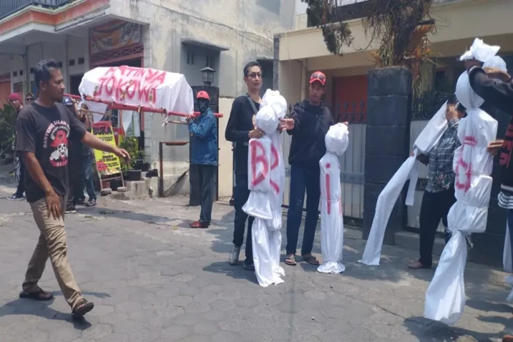 Kecewa Gibran Jadi Cawapres...