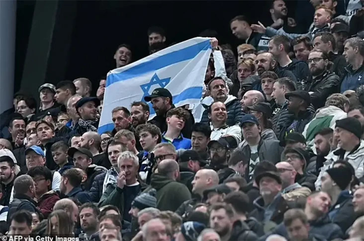 Tottenham Kutuk Aksi...