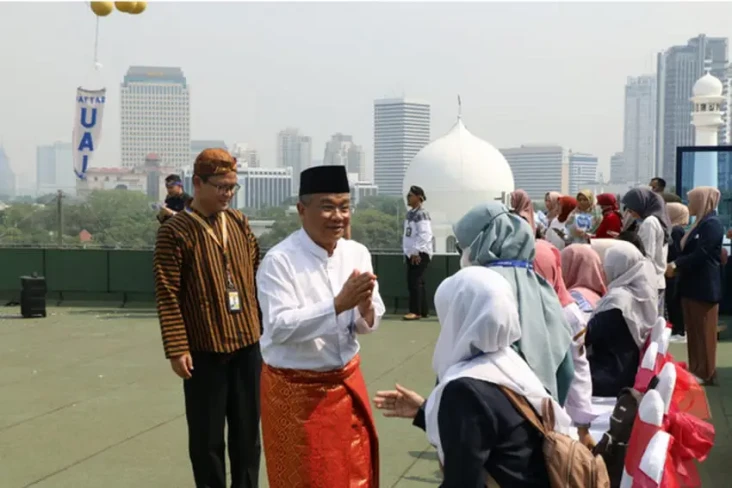 Mengetahui Minat dan...