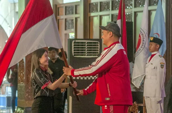 Menpora Jamin Bonus...