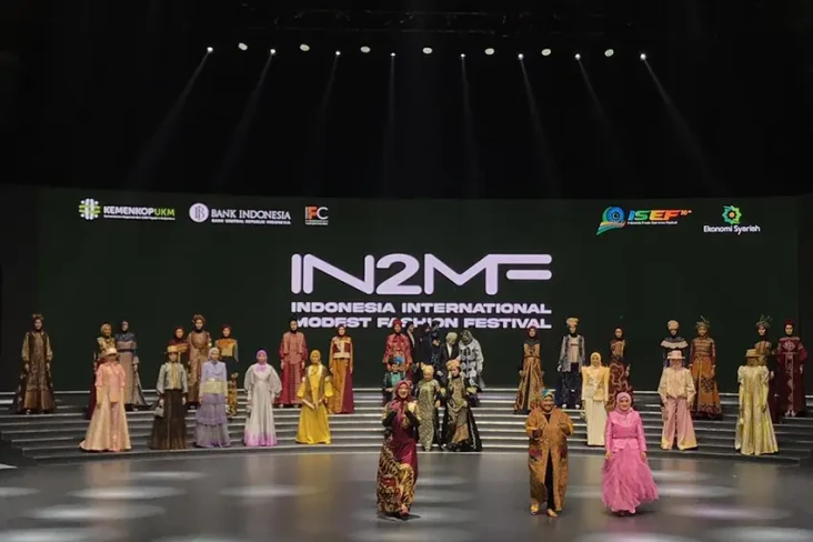 Ini 5 Wastra Modest...