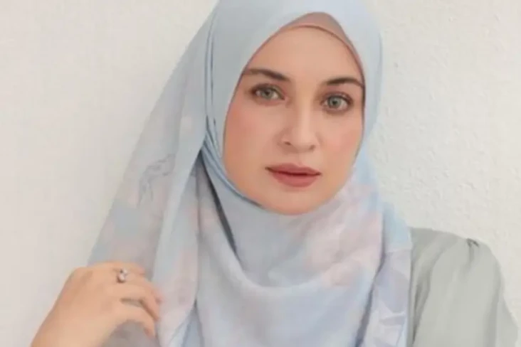 Shireen Sungkar Nangis...