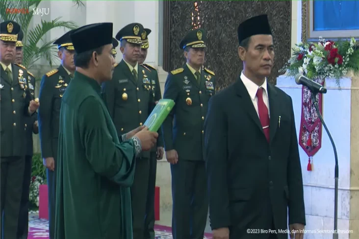 Jejak Pendidikan Amran...