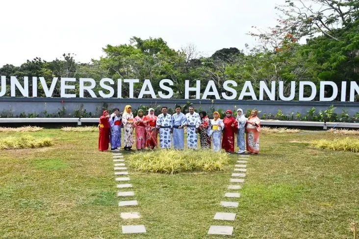 12 Jurusan Unhas dengan...