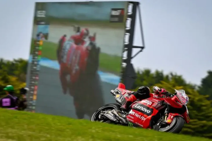 Nonton MotoGP Thailand...