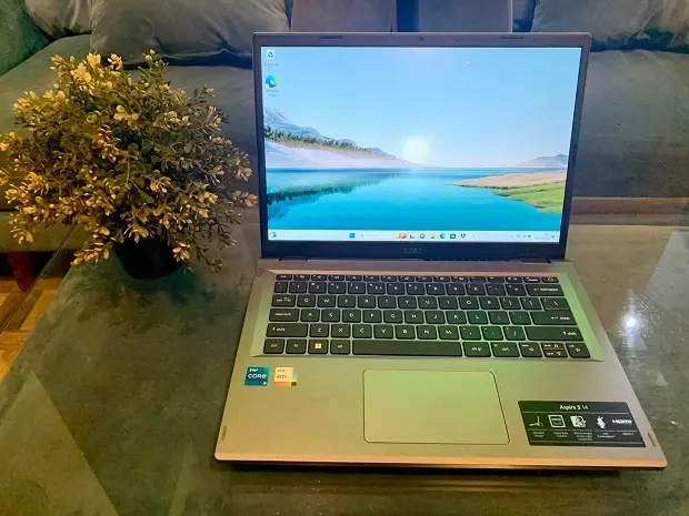 Fitur Terbaik Acer Aspire...
