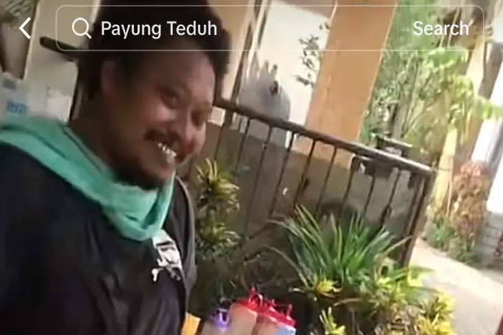 Viral Tukang Siomay...