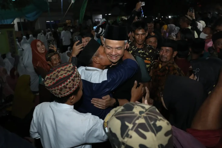 Hadiri Haul Syech Abdul...