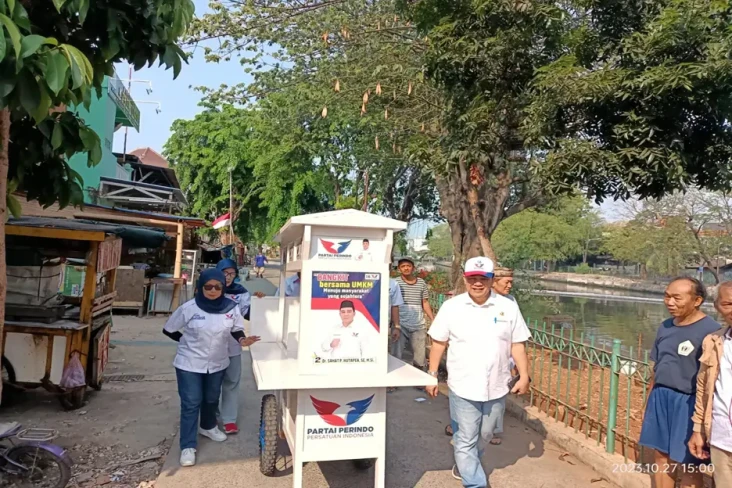 Peduli UMKM, Caleg Perindo...