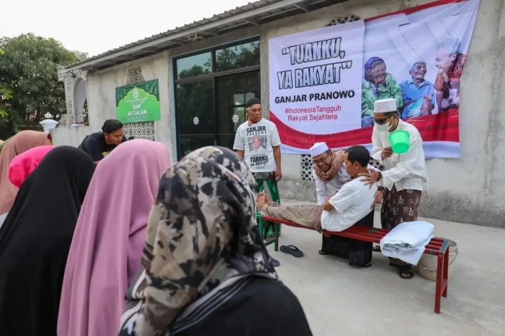 Relawan Ganjar Gelar...