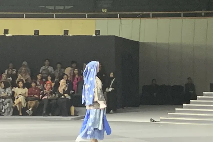 Melenggang Anggun, Cut...