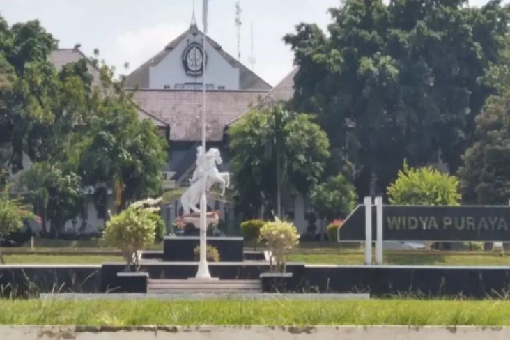 20 Kampus Terbaik di...