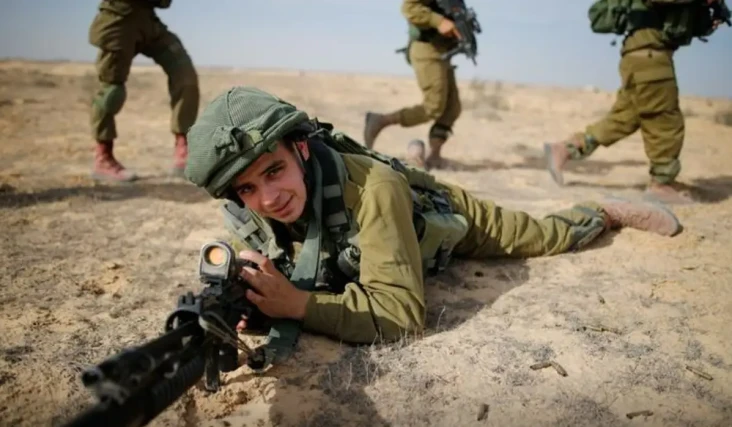 Hamas Memyambut Invasi...