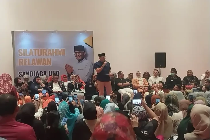 Sandiaga Minta Restu...