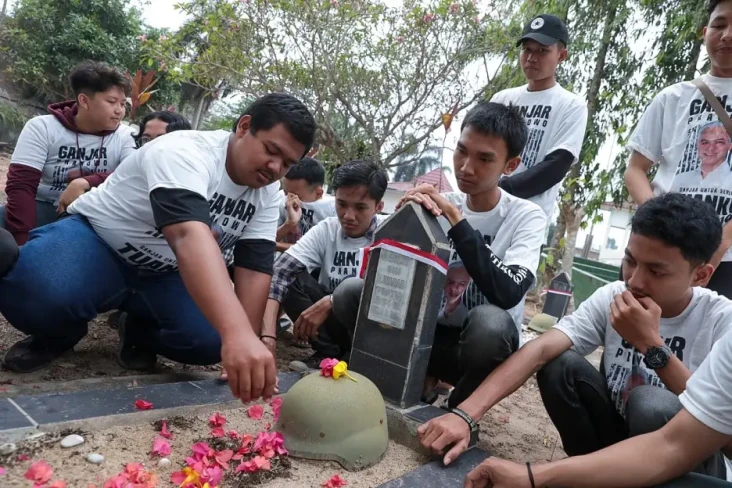 Crivisaya Ganjar Bersama...