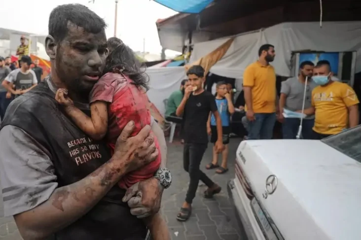 Israel Bombardir Area...