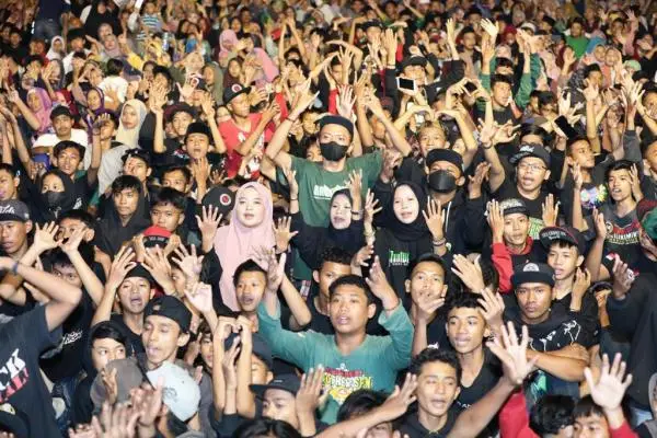 Ganjar-Mahfud Didoakan...