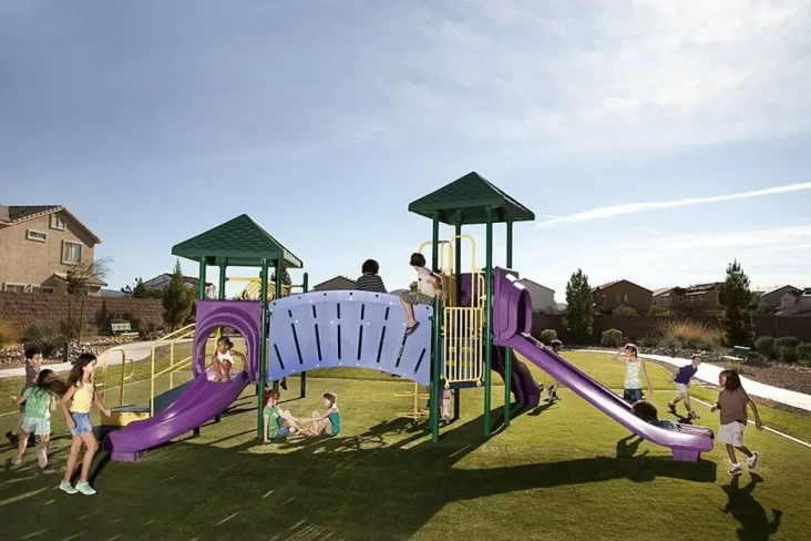Pilih Playground untuk...
