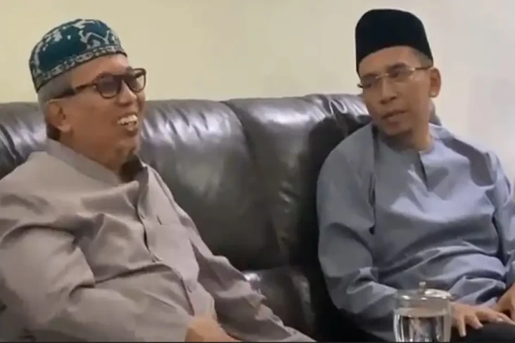 Bertemu Pengasuh Pesantren...