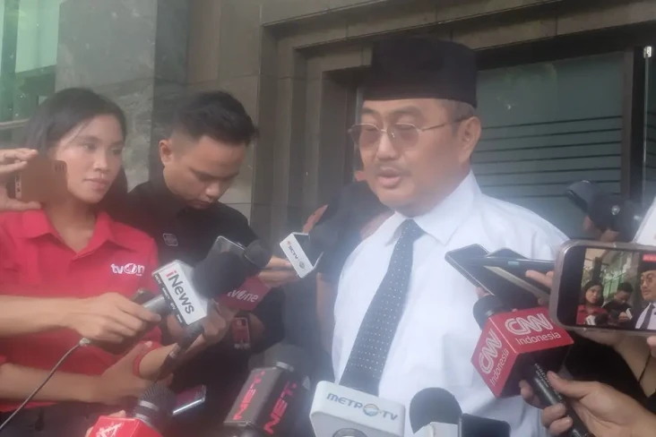 Ketua MKMK Singgung...