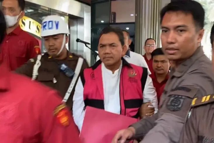 Kejagung Dalami Pemberian...