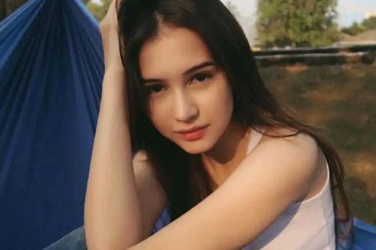 Heboh Sandrinna Michelle...