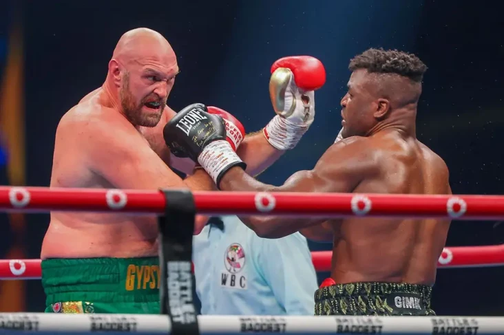 2 Kontroversi Duel Tyson...