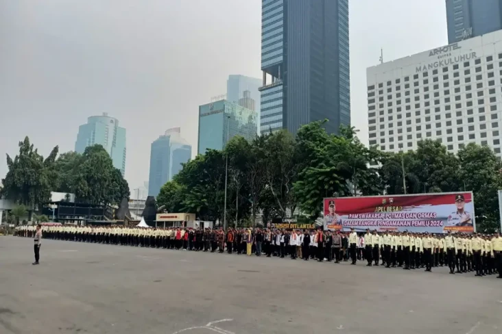 919 Orang Ikuti Apel...