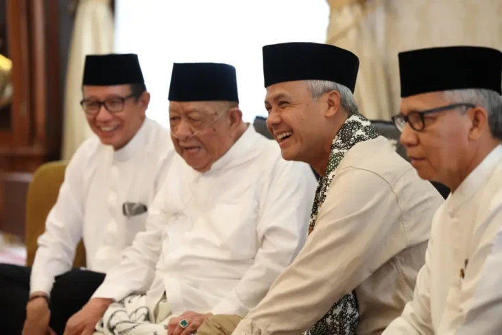 Silaturahmi dengan Haji...