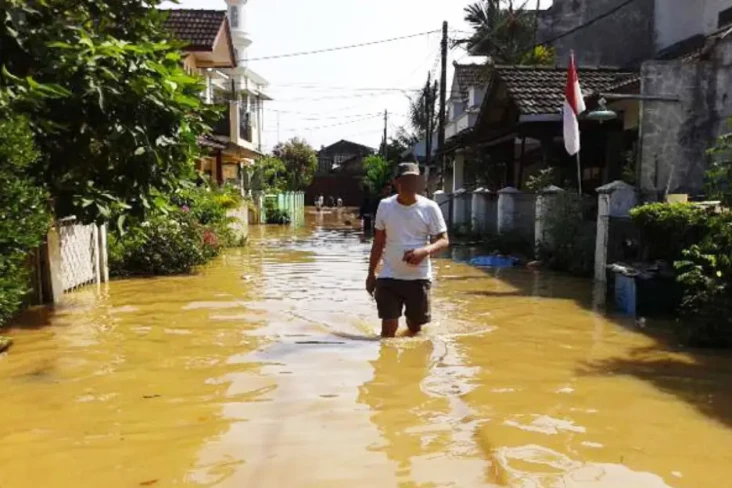 Perumahan di Depok Dikepung...