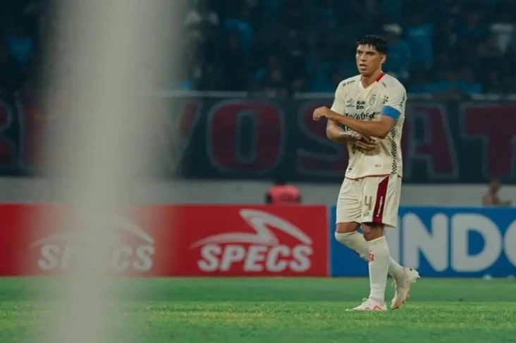 Bek Thailand Elias Dolah...