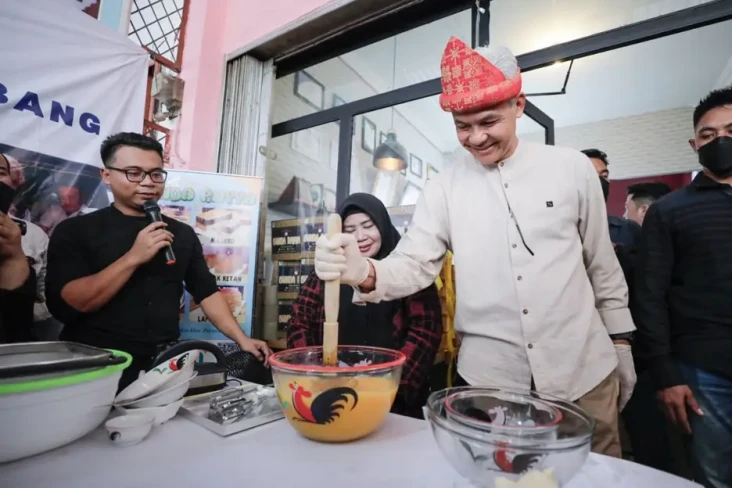 Momen Ganjar Membuat...
