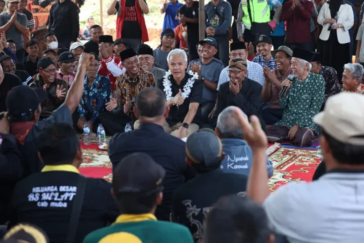 Gegap Gempira Warga...