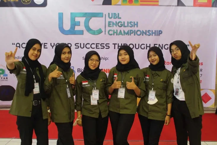 8 Kelebihan Kuliah di...