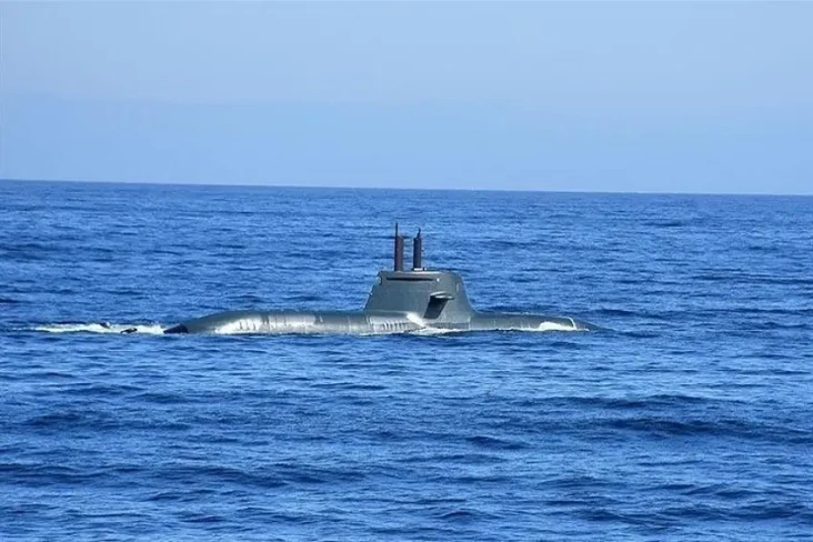 AS Kirim Kapal Selam...