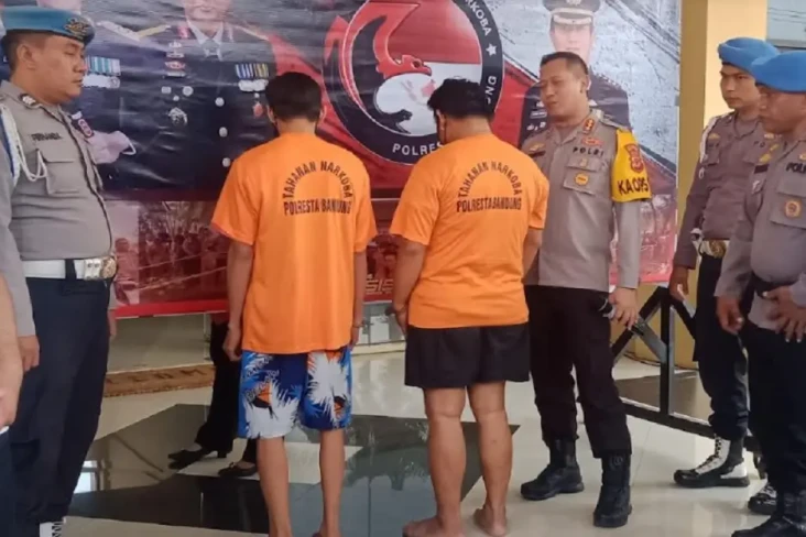 Bandung Geger! Praktik...