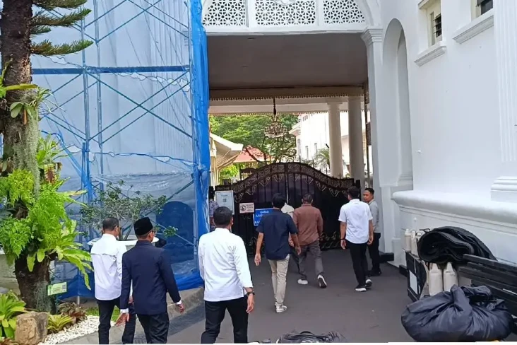 Ayah David Ozora Korban...