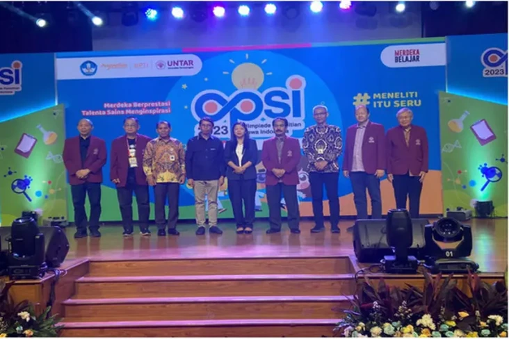 Untar Jadi Tuan Rumah...