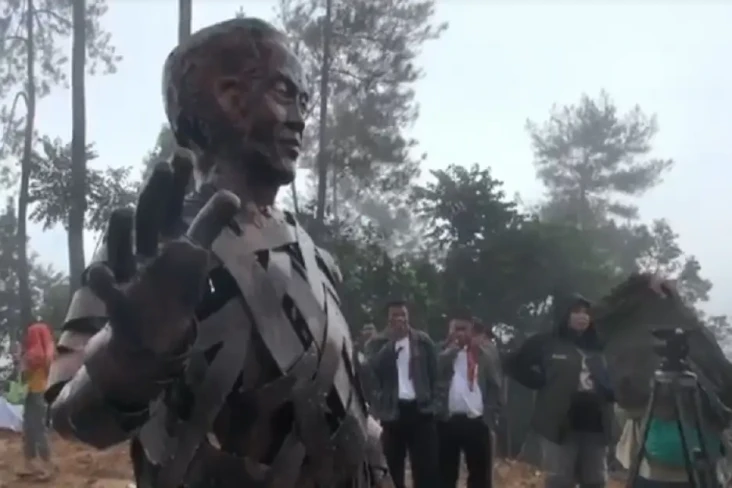 Ini Penampakan Monumen...