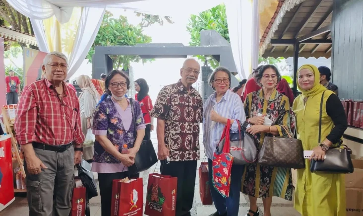 Warga Rantau Sambut...
