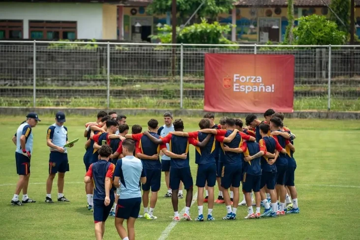 Profil Spanyol U-17:...