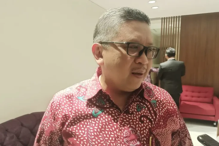 Respons Jokowi soal...