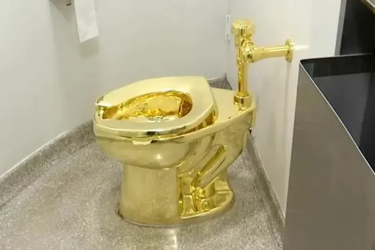 Mengenal America, Toilet...