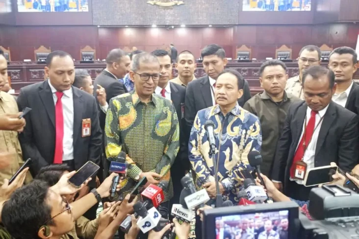 Didapuk Jadi Ketua MK,...