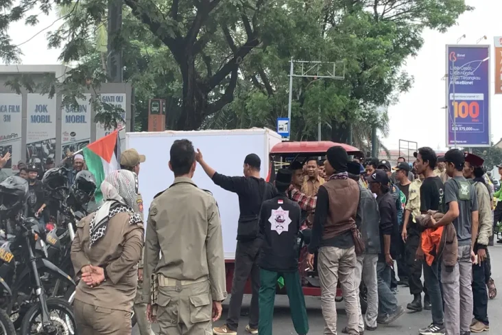 Bendera Palestina Milik...