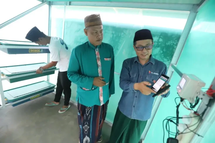 Atasi Masalah Sampah,...